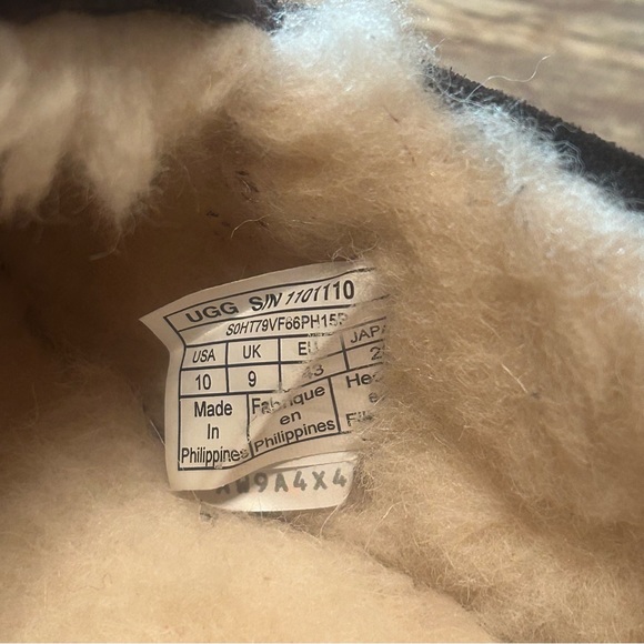 UGG Ascot Slipper - S 10 - Picture 8 of 8